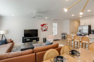 2 Mi to Dtwn! Newly Built Oxford Retreat w/ Porch - 6