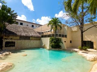 Hotel Xbalamqué & Spa Cancún Centro - 0