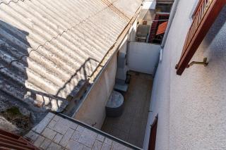 House Bura - 9