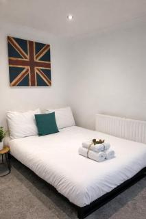 Modern 2 Bed with Private Garden Central London - 6