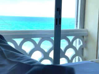 Beach and Ocean Front Apartments Cancun - 1