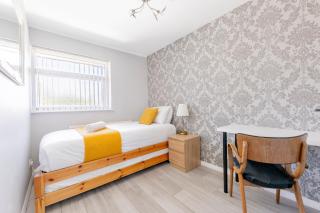 Wetherne House, Beautiful Home, Parking Garden WiFi Self Check-in - 6