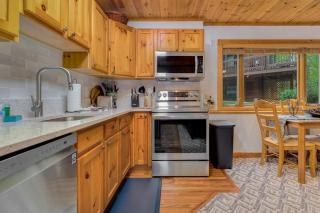 Bugle Pointe B08 by Estes Park Condos - 3