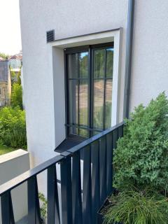 Top Central Location New Designer Apartment with Terrace - 3