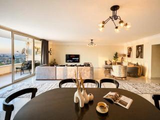 Luxury Maadi 3BR Nile View Stays Jacuzzi in Some Units - 5
