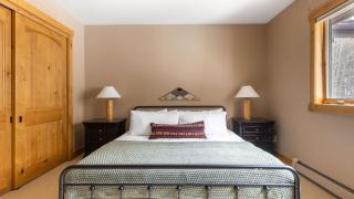Highline by AvantStay Breathtaking Mountain Home w Hot Tub Views - Vail - 8