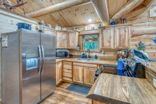 Ultimate Riverfront Retreat! Blanco Family Cabin - 2