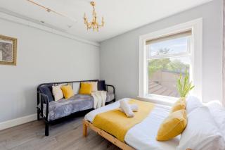 Wimborne House, 3BR, Airport, M1, 6 beds - 1