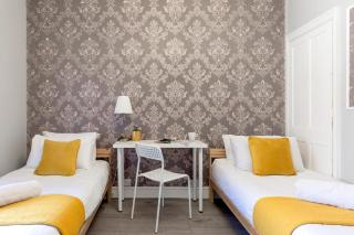 Wimborne House, 3BR, Airport, M1, 6 beds - 2