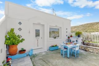 Antigone's Blue Vista - 4
