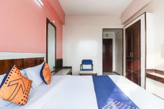 Super Hotel O Archana Inn - 8