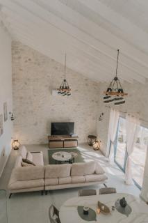 Family Affair Villa by All About Paxos - 5
