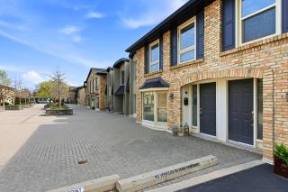 Townhome with Parking Ideal for Longer Stays - 6