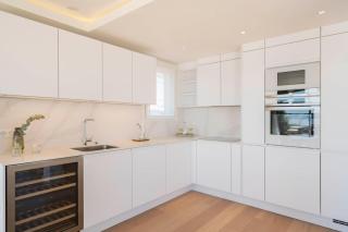 Magnificent new 4-room penthouse at Mouré Rouge - 9