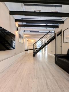 The Superhost - The Loft - 1