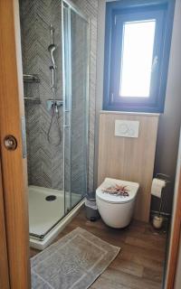 Cosy Mobile Home - 3