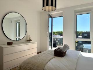 LUXUS Apartment am Palaisgarten - Balkon - 55 Smart-TV - Küche - Boxspringbett - NEU - 1