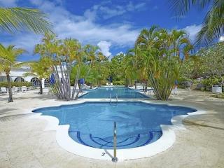 Luxury 4BR Oasis - Private Pool & Beach Access - 4