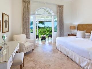 Luxury 4BR Oasis - Private Pool & Beach Access - 2