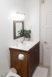 Sundrift Apartments- 2 Bedroom Apt - 9