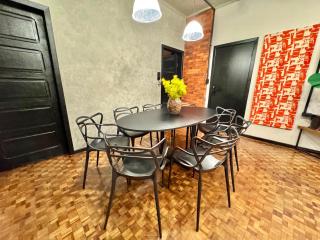 Três Quartos, Gigante e confortável Prox Hard Rock by UROOMS - 3