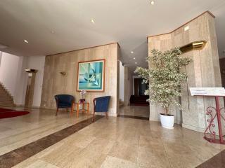 Chateau Linza Resort - 7