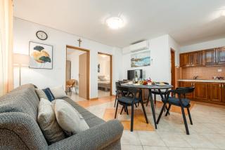 Apartments with parking space Privlaka, Zadar - 24611 - 1