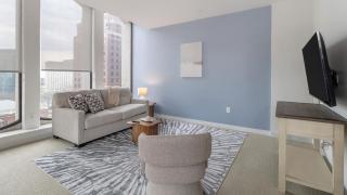 Landing Apartments - 777 Main - 0
