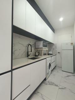Private 2-Bedroom Granny Flat near Botanic Garden - 2