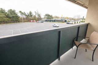 Riverview Inn & Suites - 1