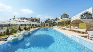 Gyeongju Rose Breeze pool villa Pension - 0