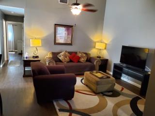 Very Comfy 2BR 2BA with Parking Animal Stay is Free - 9