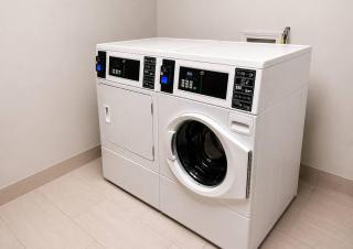 Holiday Inn Express Hotel & Suites Columbus Airport by IHG - 8