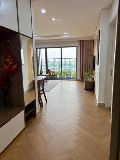 2BR Minato Apartment, Free Swimming Pool & Gym - 1