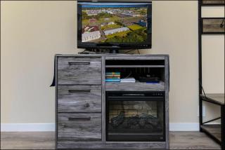Hear the Surf at Pacific Surf Condo - Unit B - 1