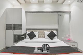 Hotel O S. Gambhir Hotel - 2