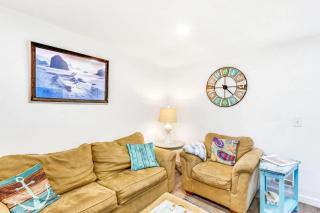 Shine On Condo at Pacific Surf - Unit D - 1