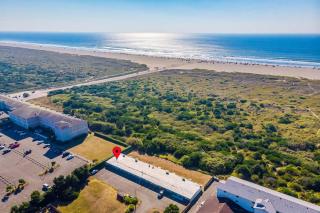 Beachfront condo pet friendly with kitchen - Unit A - 0
