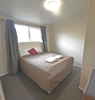 Golden Aura Suites - 8