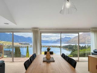 Luxury Stay with Lake & Mountain Views - 0