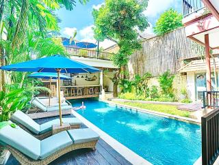 Villa Lelipi, 5 bed, 5 bathroom 5min walk to beach - 0