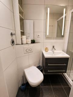 Black Crown Suite Central Hannover - 3