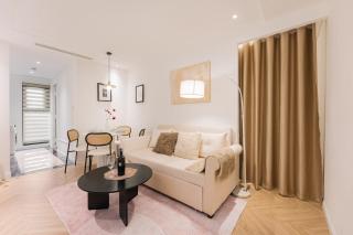TPlace building HoanKiem lux apartment by SSens Homes - 8