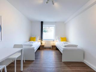 BudgetRoom 3 BR perfect for Teams - 4