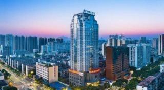 Vienna International Hotel Nanning Railway Station Mingxiu Road Metro Station - 1