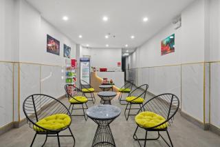 Cygnus Coffee & Homestay Ha Noi - 1