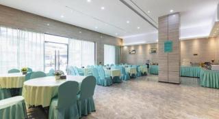 Xana Lite Huizhou Railway Station - 6