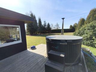 Renovated Holiday Home With Hot Tub Marielyst - 9