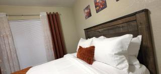 Modern 2BR 2Bath Minutes to WEC & FAST - 3