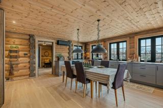 Hand-Crafted Cabin In Evardalen Near Hovden - 3
